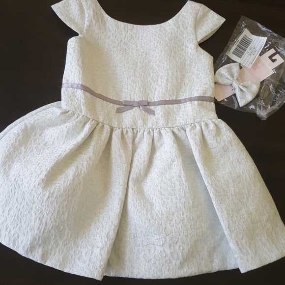 Janie and Jack Other - Janie and jack NWT 2 T Silver Accent dress & bow